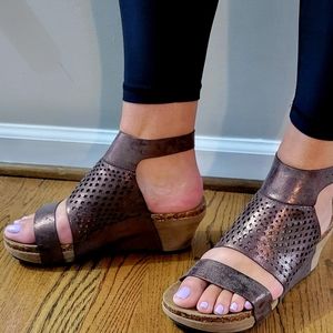 Pierre Dumas Gladiator Wedge Sandal